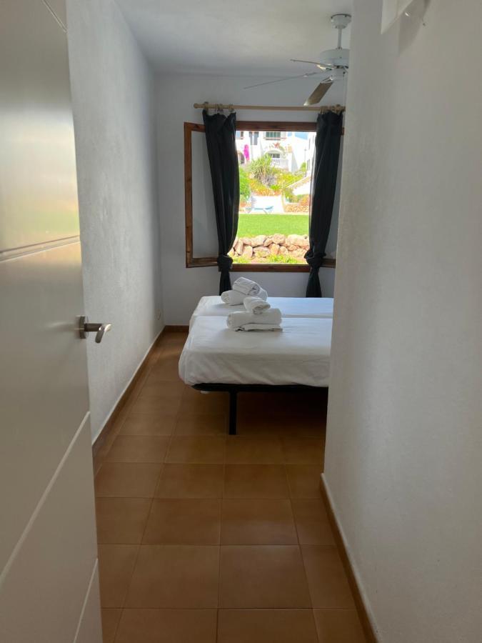 Lovely Hideaway With Pool And White Sand Beach Arenal d'en Castell Eksteriør billede
