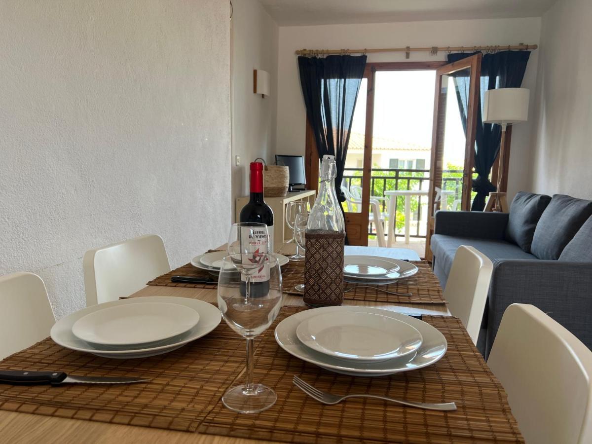Lovely Hideaway With Pool And White Sand Beach Arenal d'en Castell Eksteriør billede